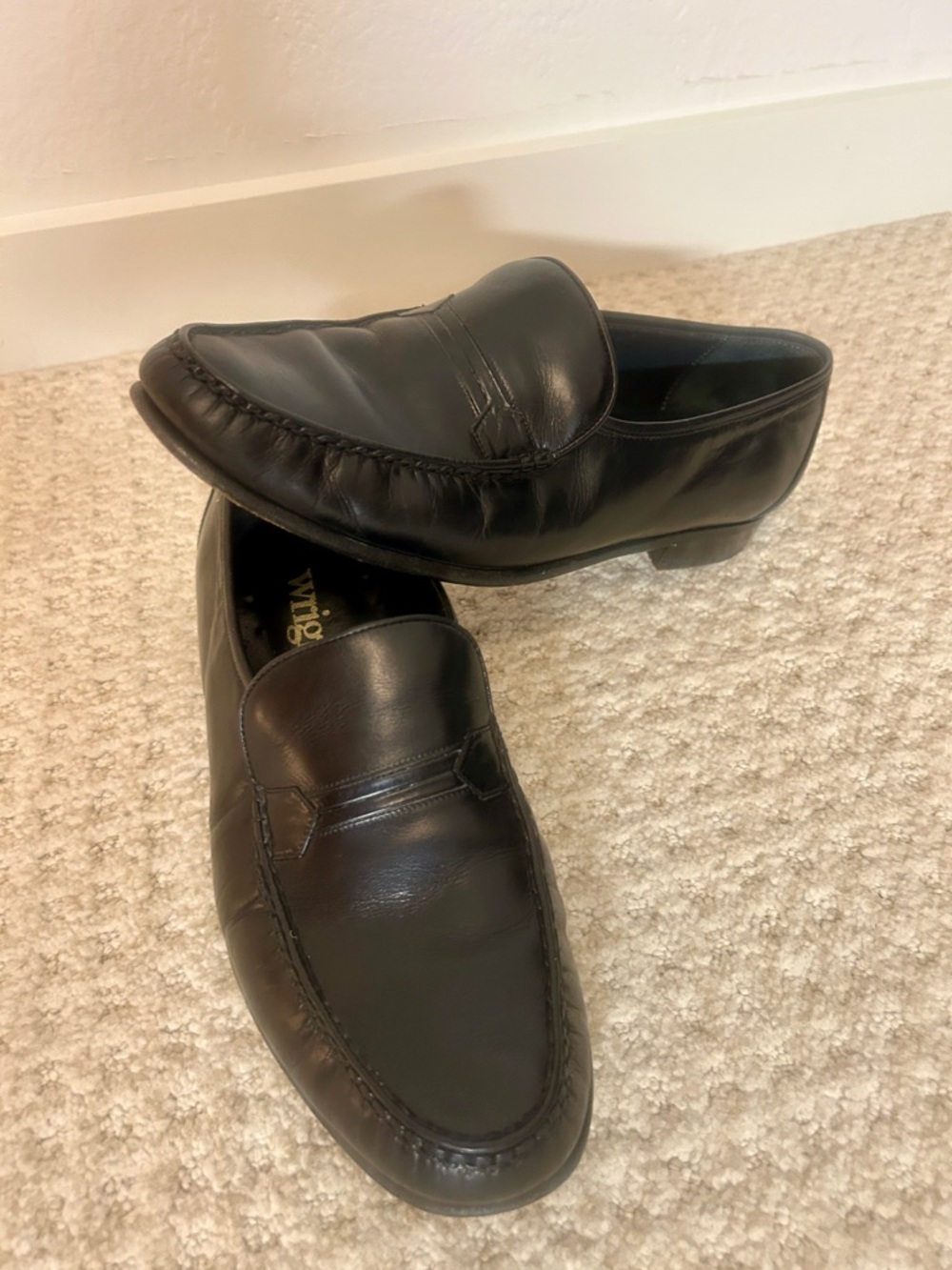 Wright Black Leather Loafer Men's Dress Shoes Almond Toe Stitched 9.5E